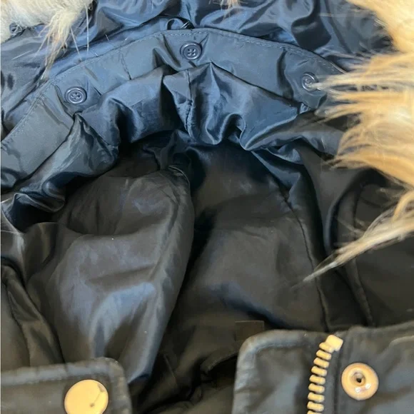 Topshop bomber with huge faux fur hood! - Picture 7 of 8